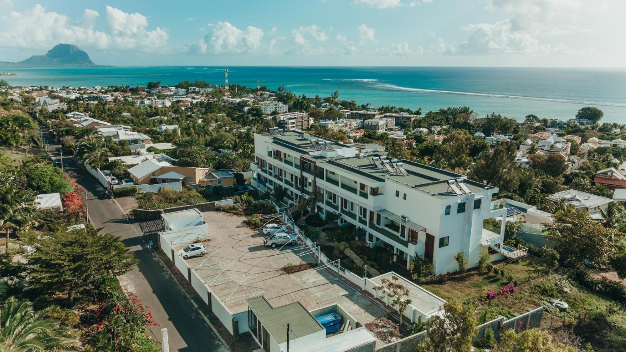 Appartement De Luxe Piscine Et Vue Mer Rivière Noire Buitenkant foto