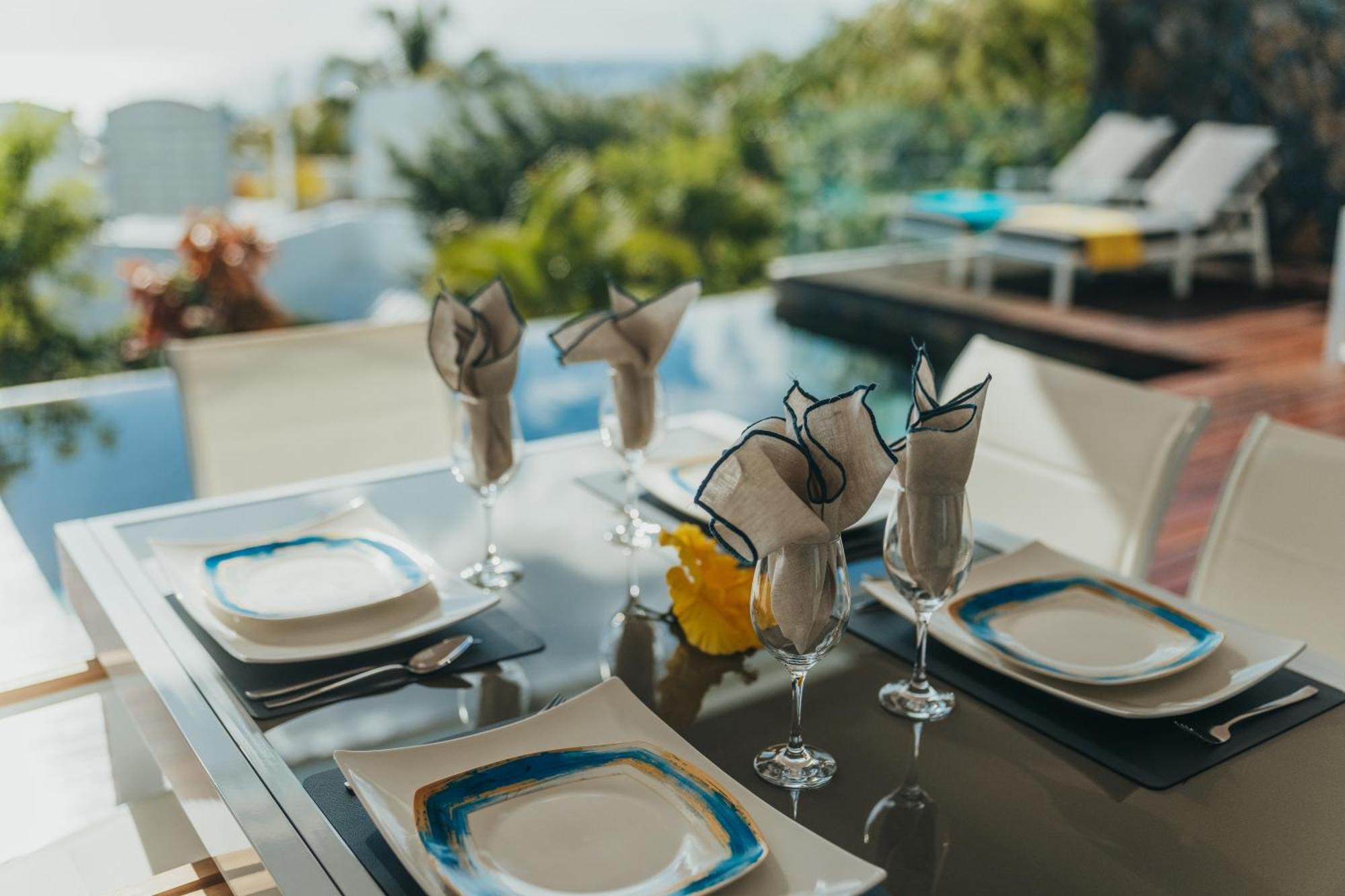 Appartement De Luxe Piscine Et Vue Mer Rivière Noire Buitenkant foto